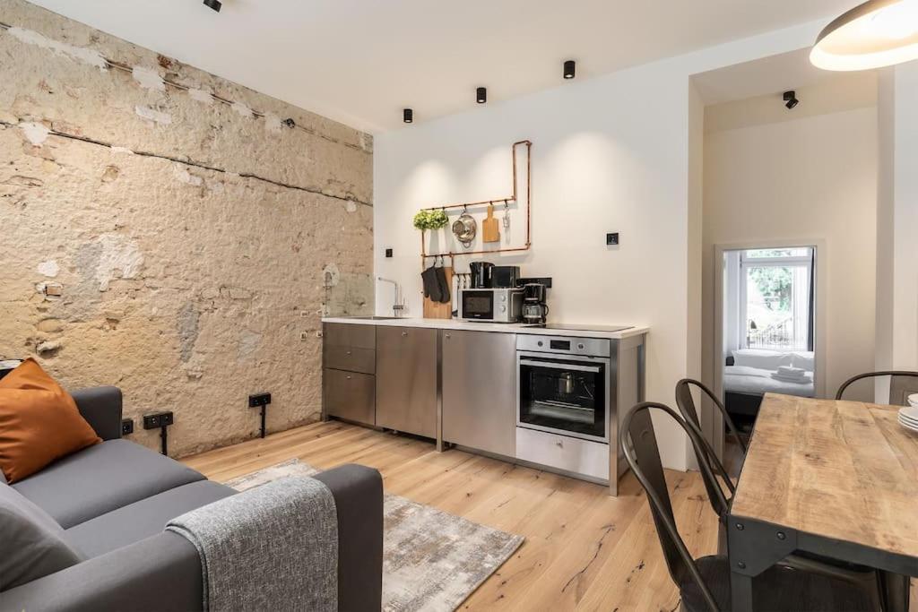 Coolest Apartment In Berlin, Easy Check-In, Industrial Style, Near City Center - Maisonette #2 Экстерьер фото